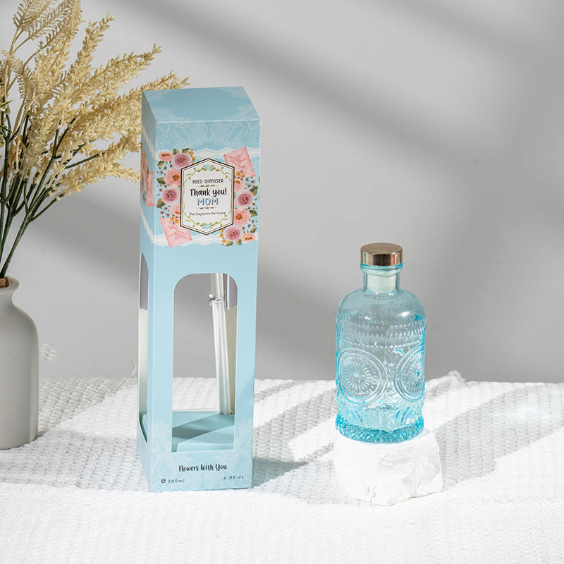 Štýlový trstinový difúzor zo sklenenej fľaše na deň matiek - výrobca bytových vôní