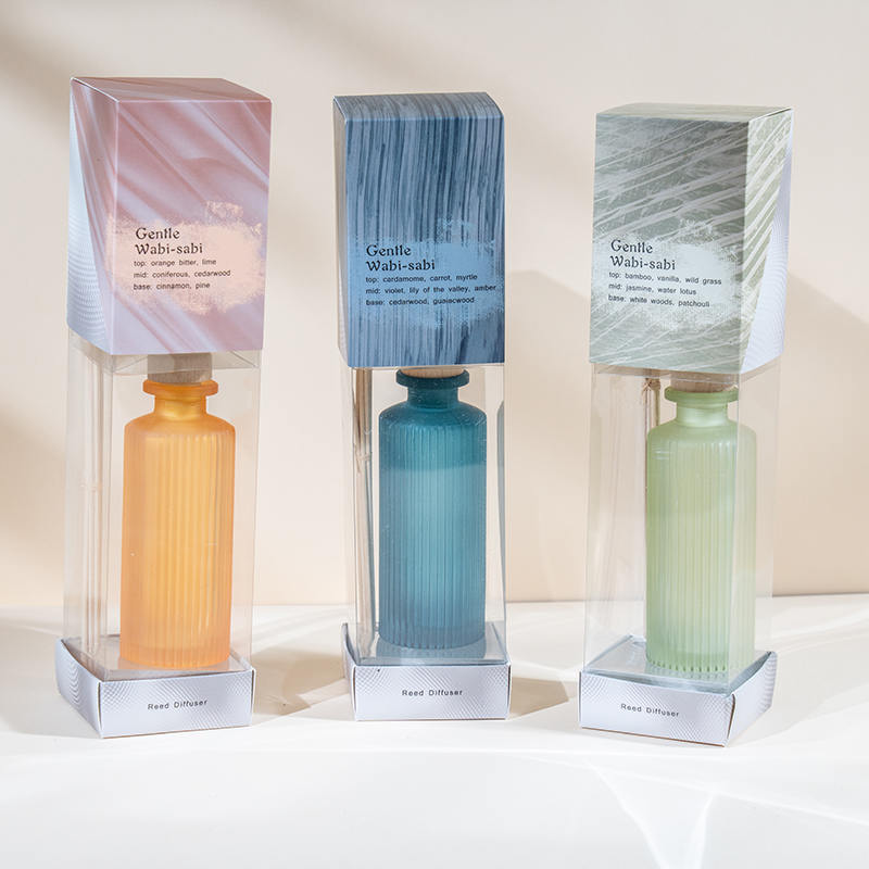 Vysoký vertikálny prúžok okrúhla sklenená fľaša trstinový difuzér-aroma difuzér olejový výrobca