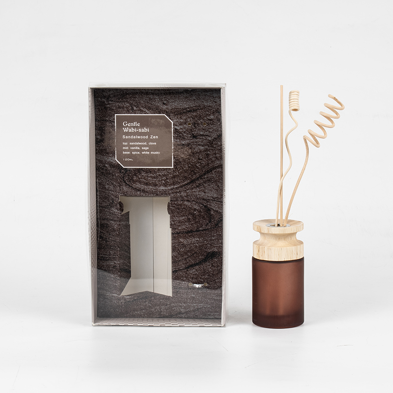 Vysoko cylindrická sklenená banka prémiový trstinový difúzor s dreveným tyčinkovým aromatickým difúzorom predajca