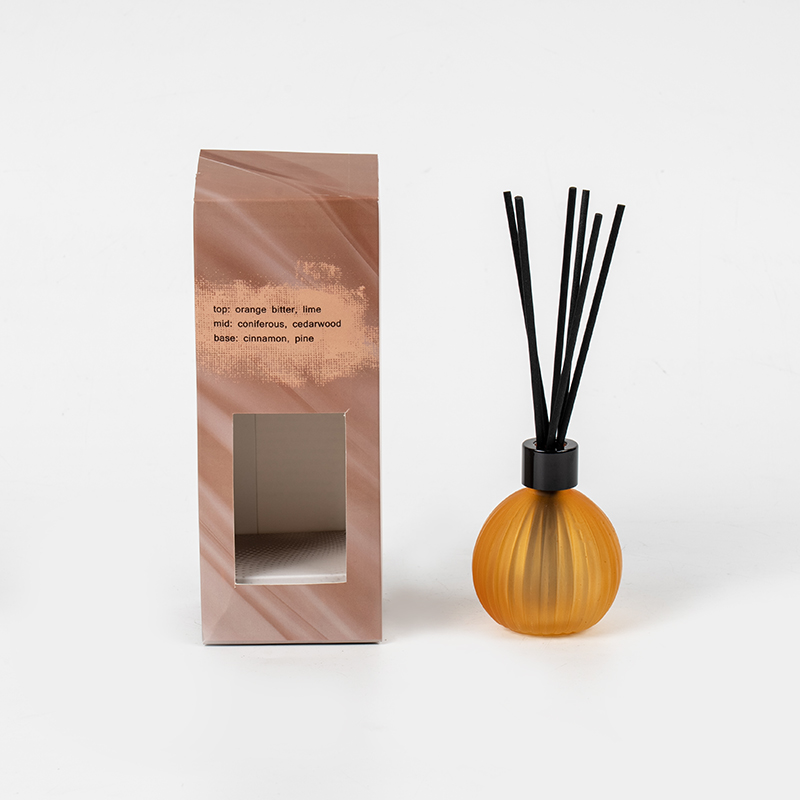 Malá sklenená žiarovka so zvislými pruhmi odparovacia fľaša trstinový difuzér-domáca vôňa trstinový difuzér