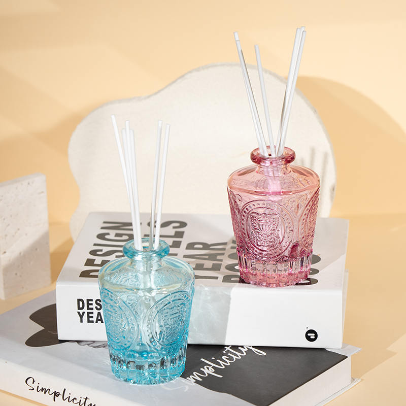 Štýlový trstinový difúzor zo sklenenej fľaše na deň matiek - predajca domácich vôní