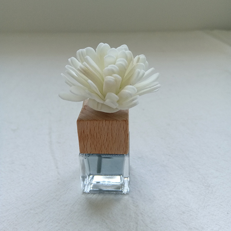 Štvorcový závesný osviežovač vzduchu do auta/vôňa do auta/osviežovač vzduchu do auta/ parfum do auta/ spona do auta Silný osviežovač vzduchu